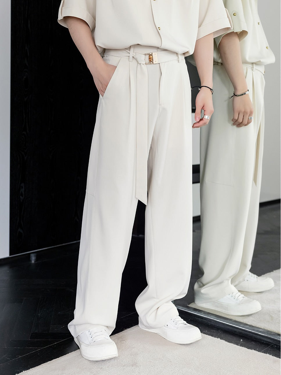 Loose Fit Short Sleeve Suit