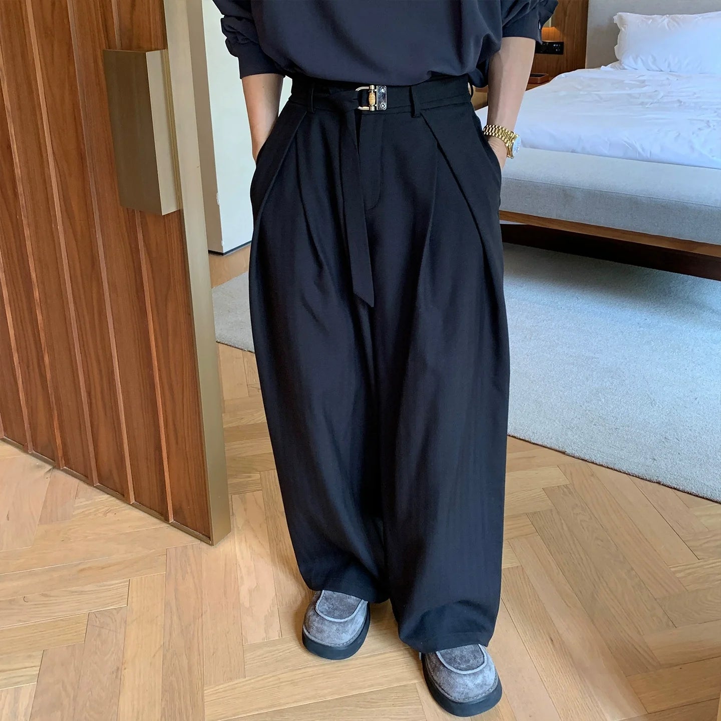 Straight Fit Wide-Leg Pants